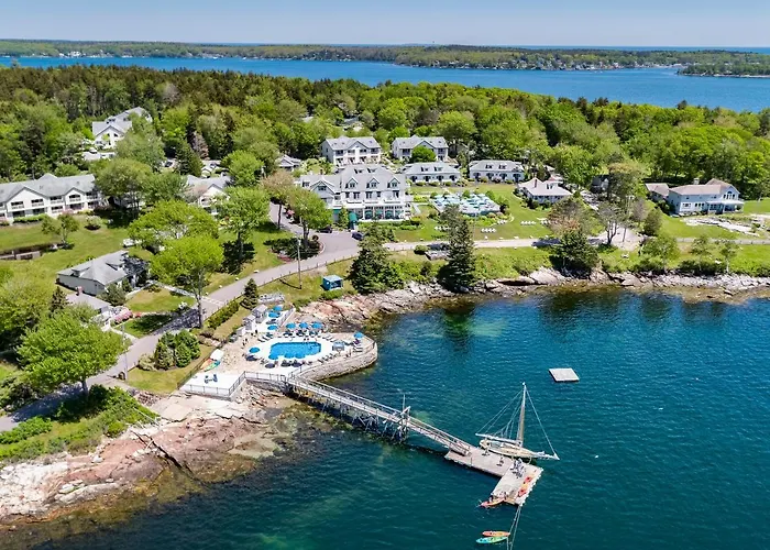 4 star hotel: Spruce Point Inn Resort And Spa