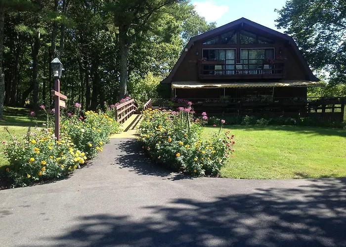 Hotel near College: Howard House Lodge