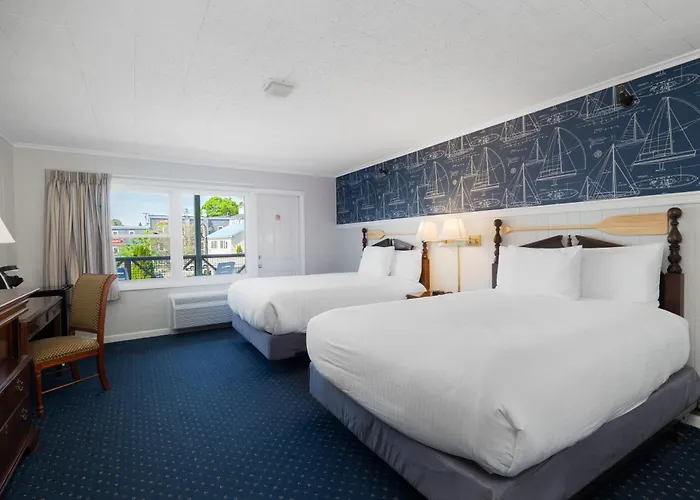Motel: Fisherman'S Wharf Inn